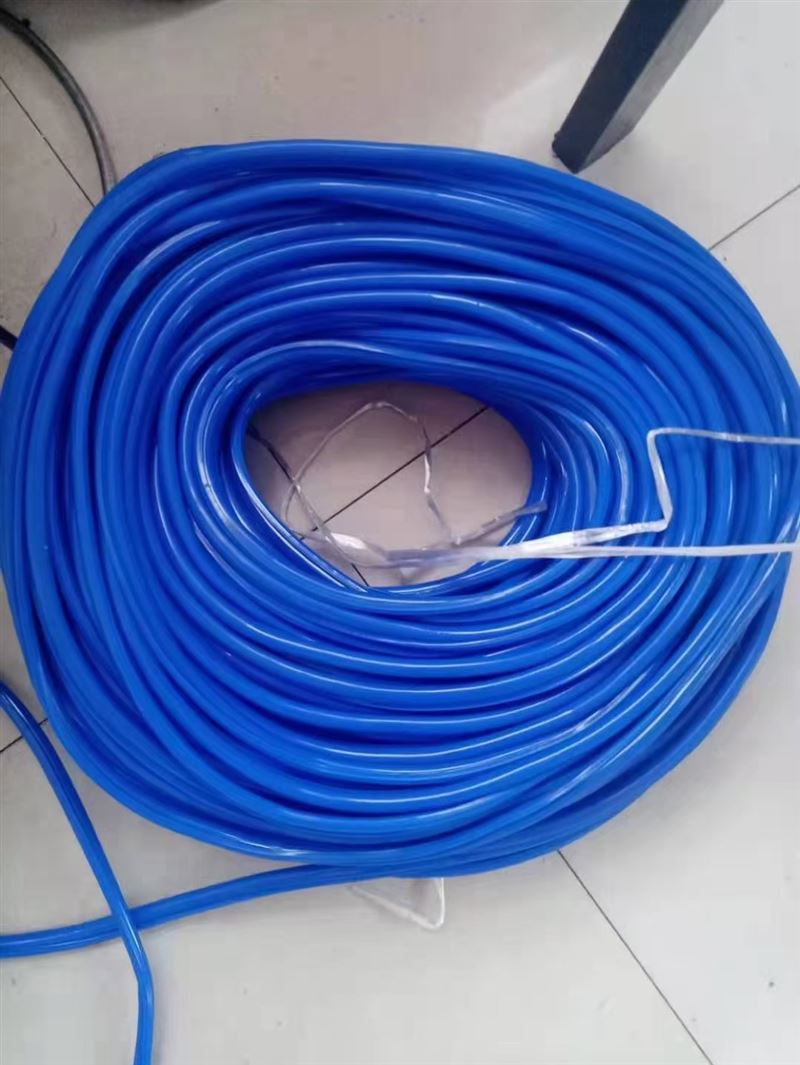 維修門(mén)窗，換玻璃，專(zhuān)業(yè)打膠，換硅膠密封條，換合頁(yè)把手密封條，定做紗窗，軟包防盜門(mén)。