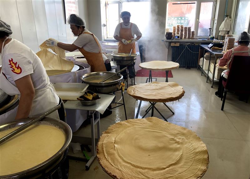 同仁小區(qū)招攤煎餅工