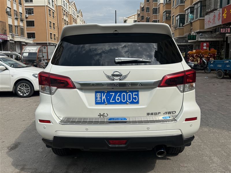 20 年日產(chǎn)途達頂配 12.5 萬