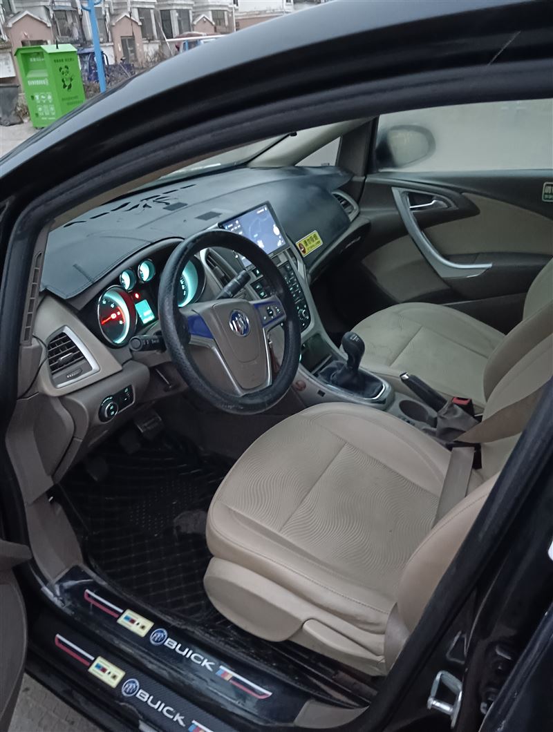 13年別克英朗GT手動高配