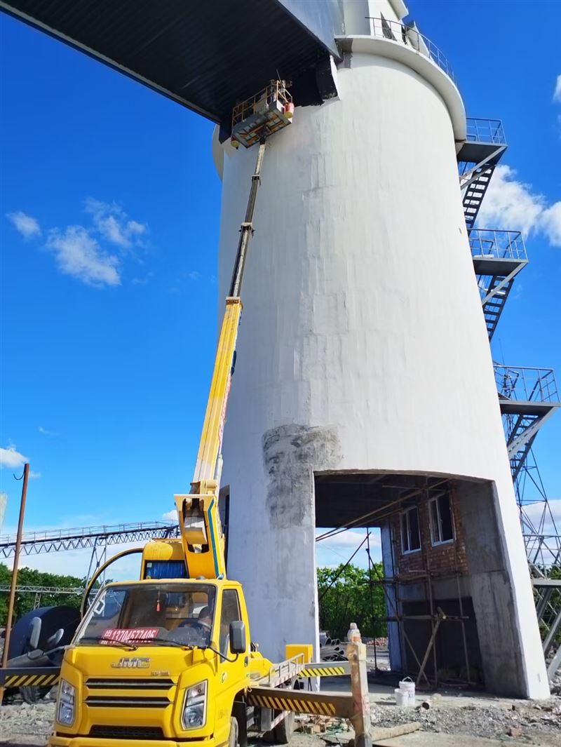 出租高空作業(yè)車，和半截子貨車