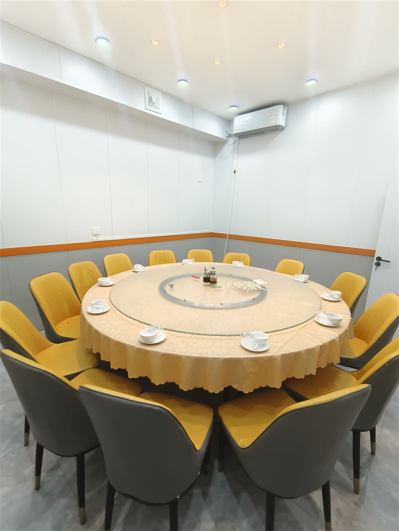 招聘服務(wù)員