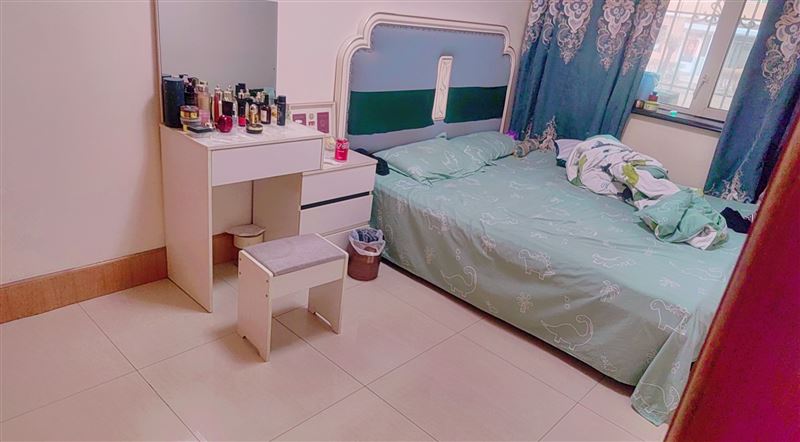 萬(wàn)寶小區(qū)5號(hào)樓