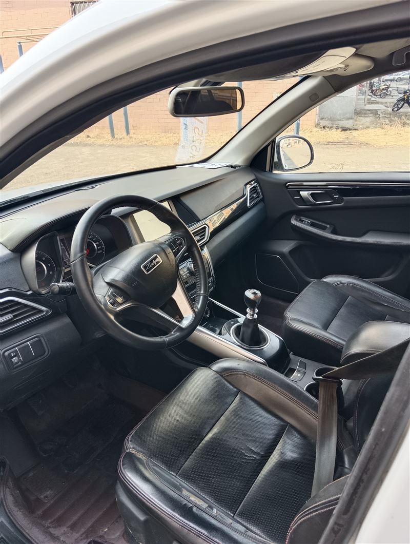 16年大邁x5手動(dòng)高配原值12萬