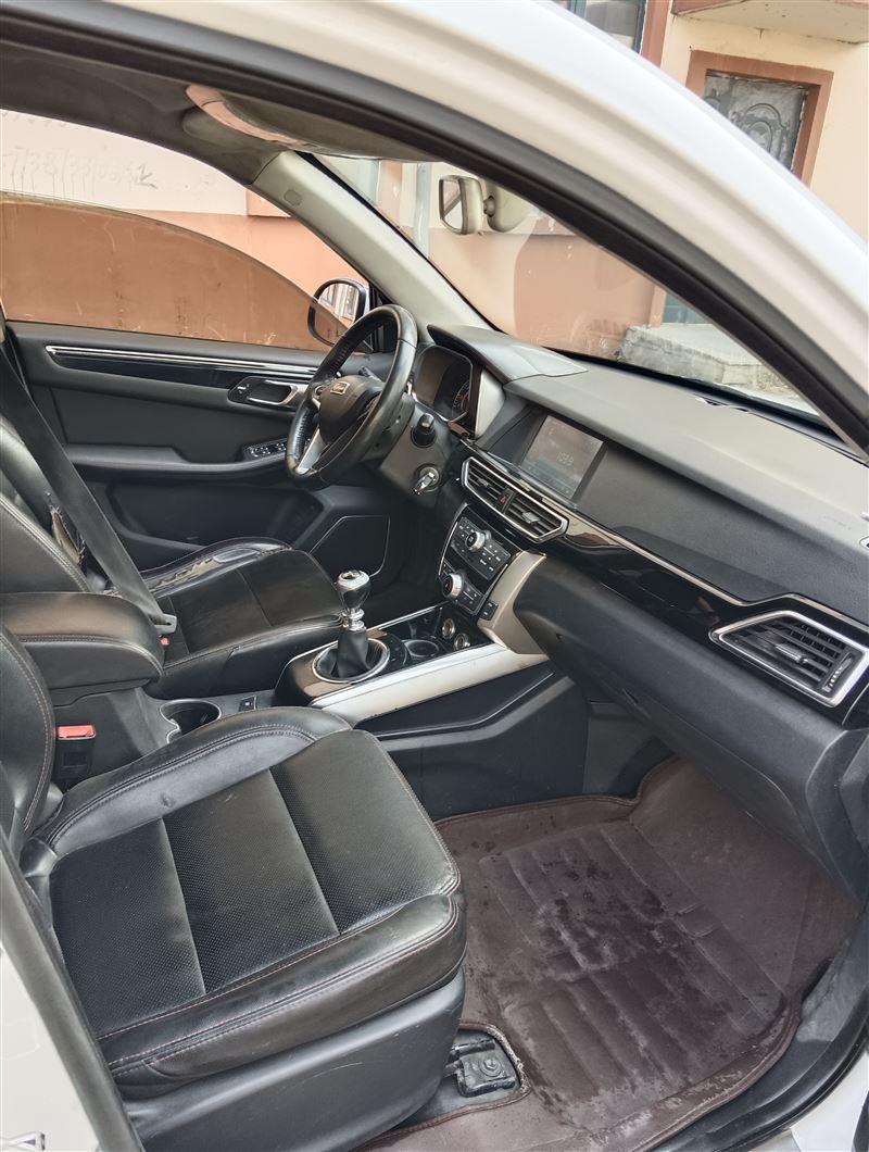 16年大邁x5手動(dòng)高配原值12萬