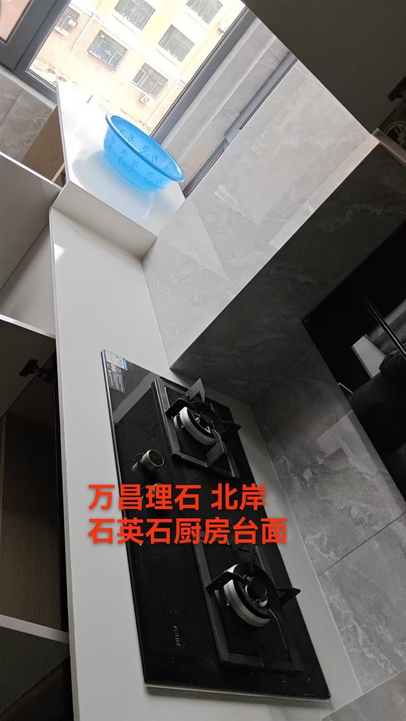 招聘女店員和男女業(yè)務(wù)員