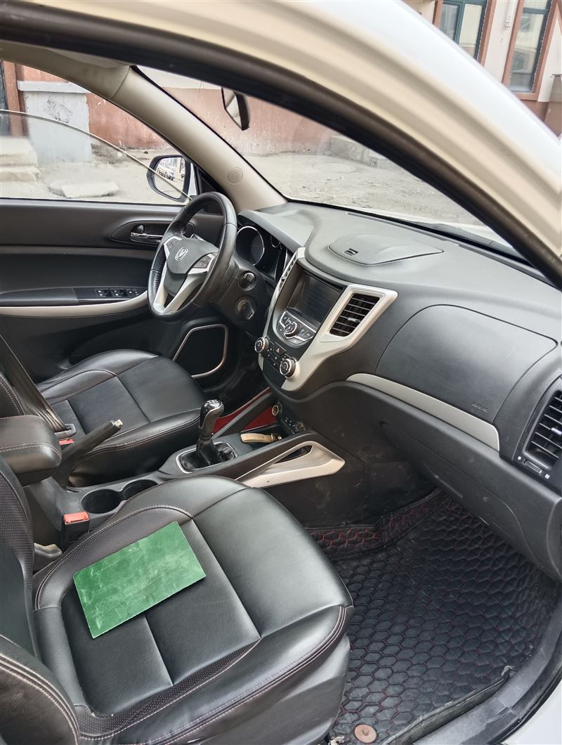 15年長安cs35手動高配