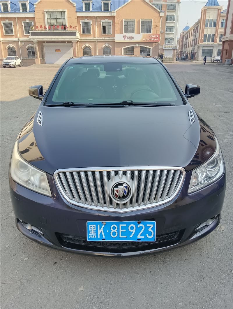 09年10月別克君越自動擋高配原值20萬