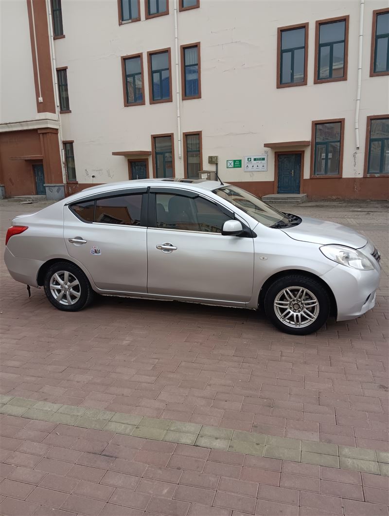 13年尼桑陽光手動高配