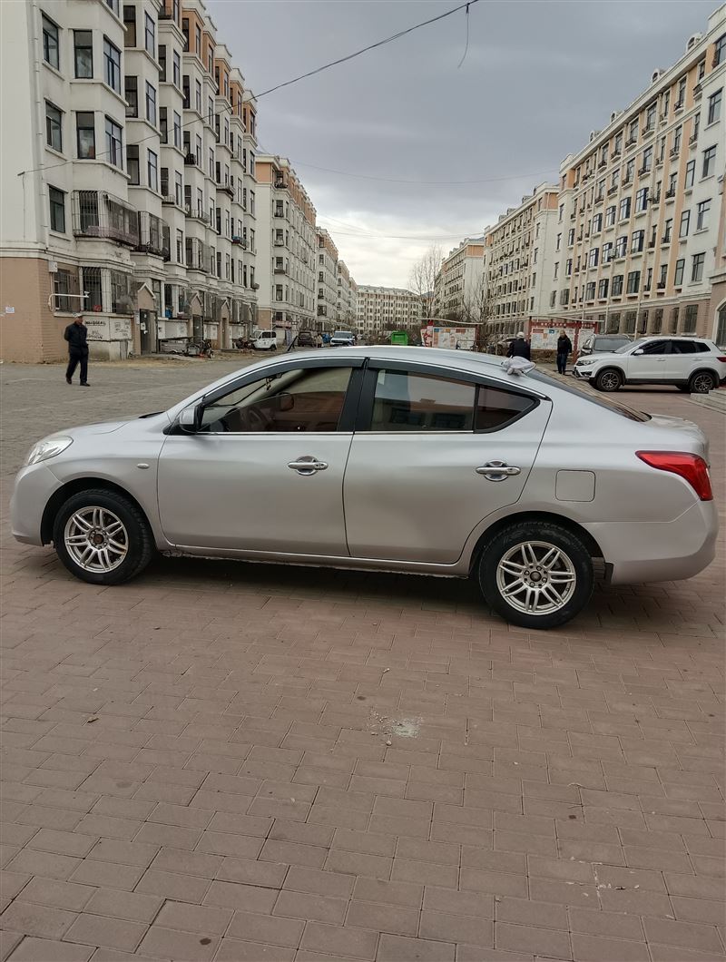 13年尼桑陽光手動高配