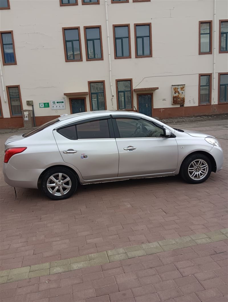 13年尼桑陽光手動高配