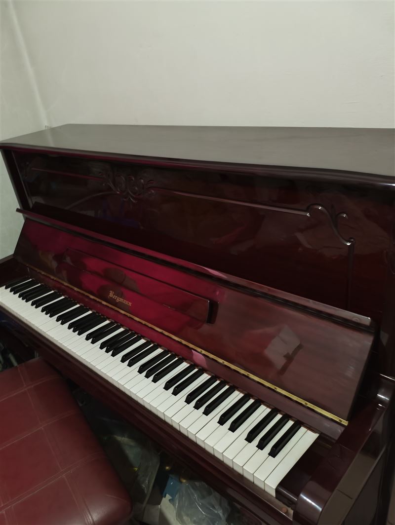 賣鋼琴